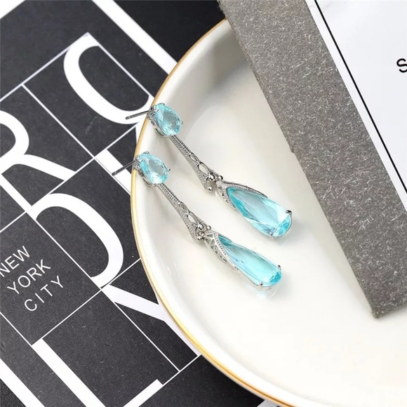 ♡Trendy Water Drop Blue CZ Stone Dangle Earrings♡ - Picture 6 of 6